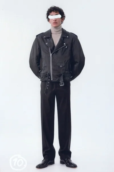 Look 10